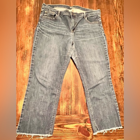 Old Navy Denim - Old Navy cropped jeans, blue, size 16